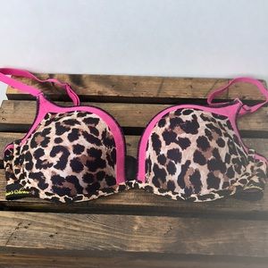 Victoria’s Secret bra